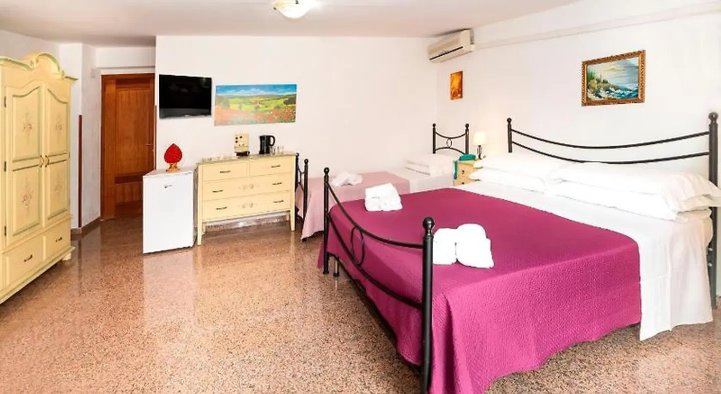 Fernanda ROOM_EXAMPLE