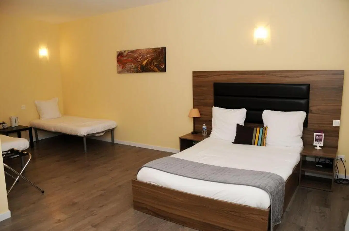 Kyriad Direct Morez ROOM_EXAMPLE