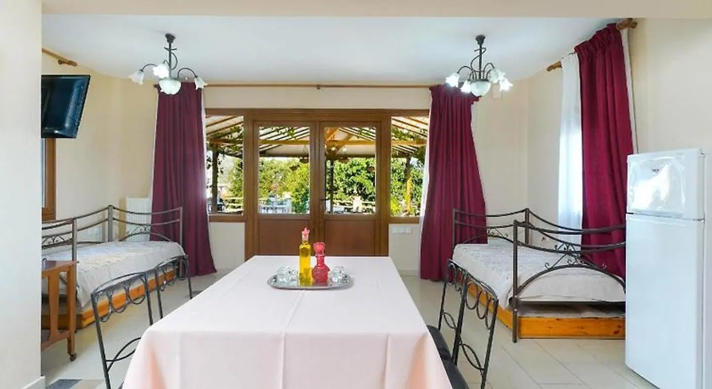 Villa Golden Nest ROOM_EXAMPLE