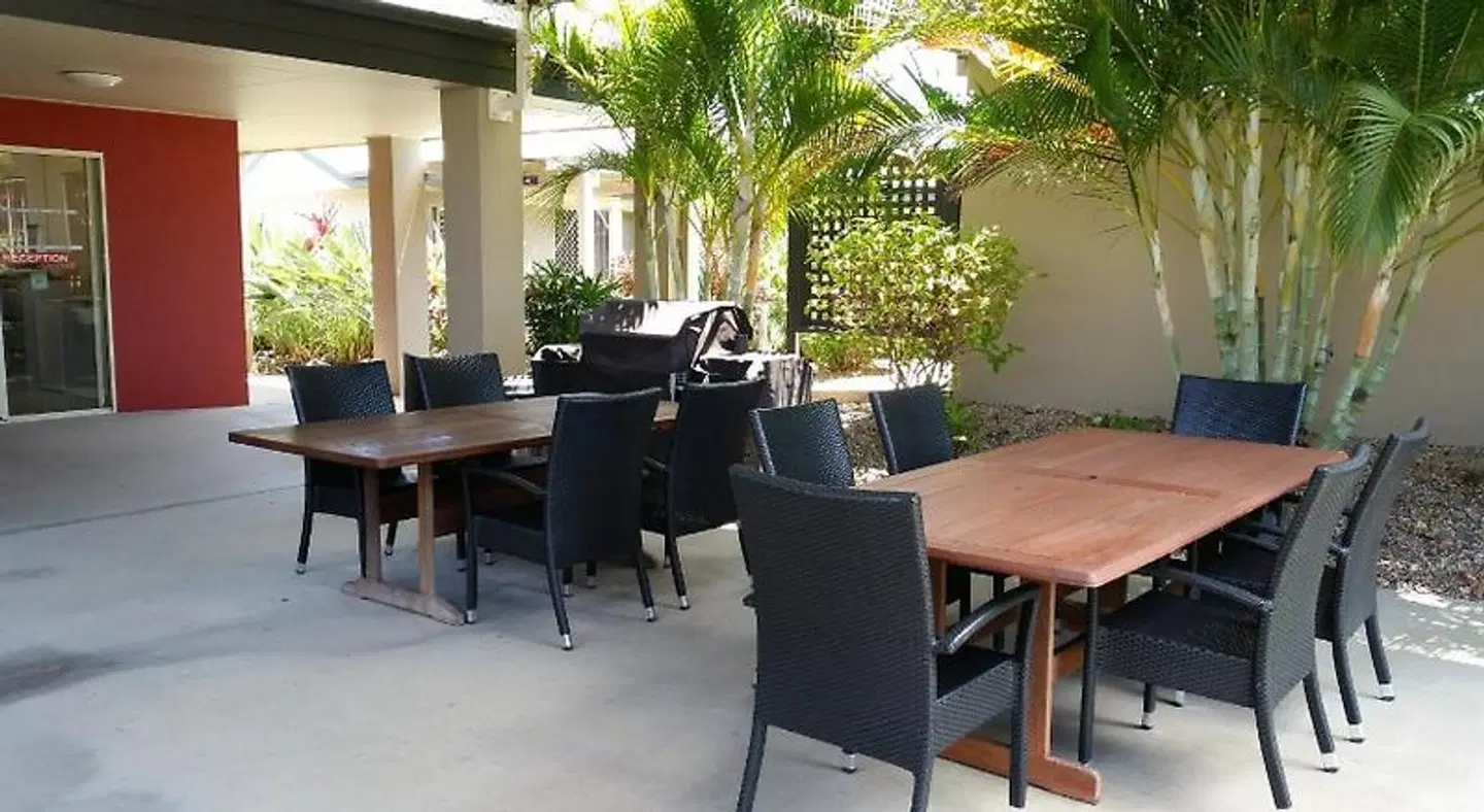Port Denison Motor Inn Terrasse