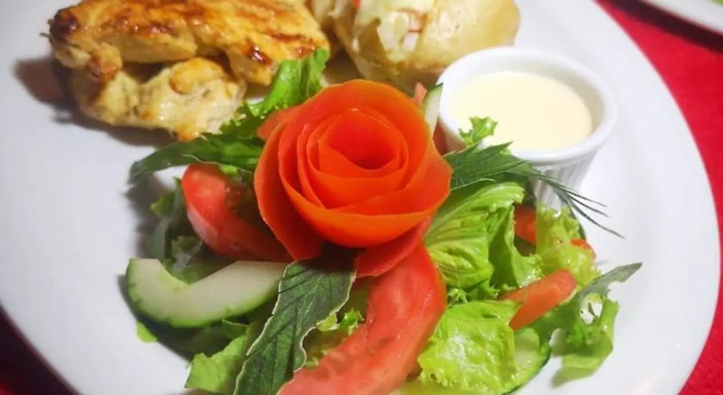 Hidden Paradise Lodge Restaurant