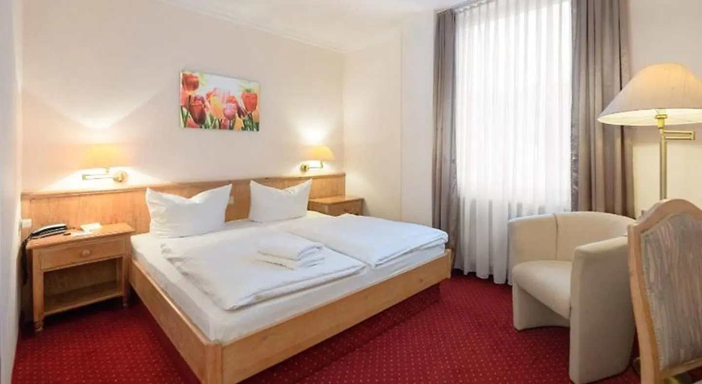 Flora ROOM_EXAMPLE