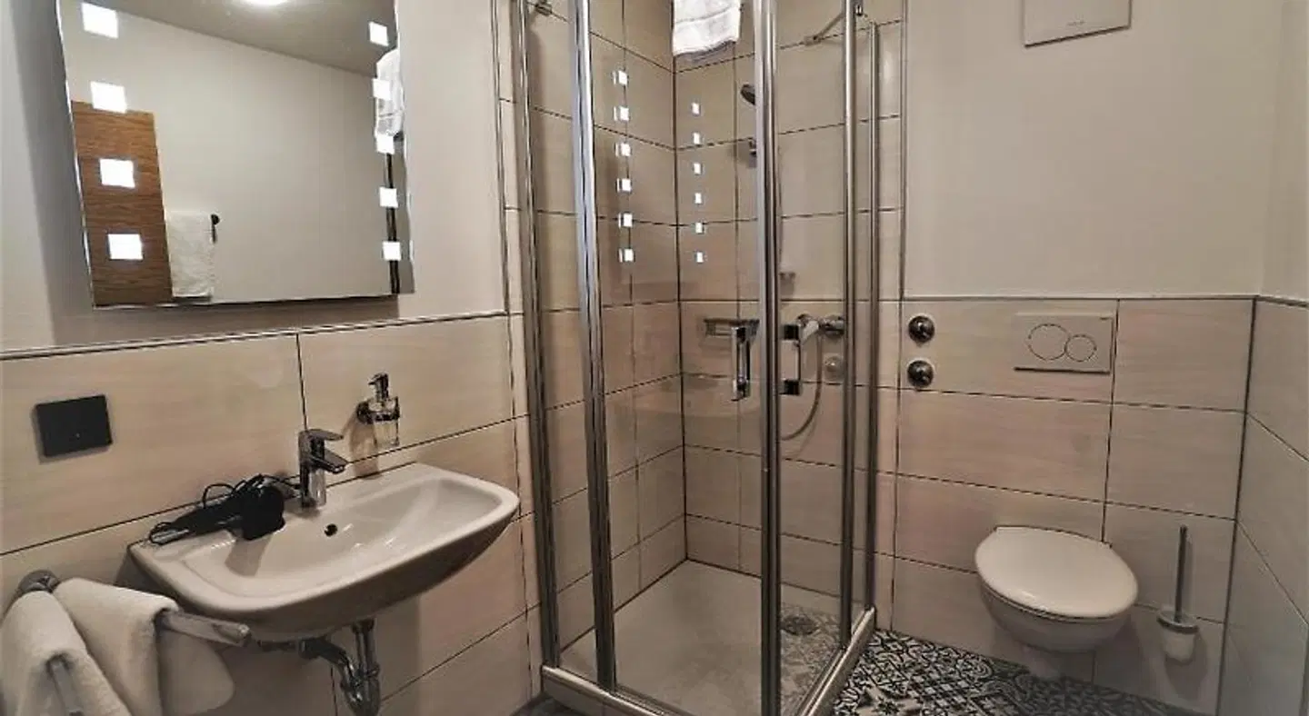 Kelterhotel Froscher Badezimmer