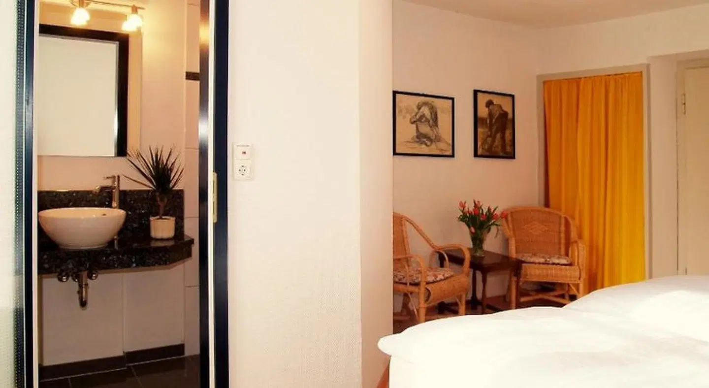 Landhotel Schwarzes Ross mit Zehntscheune Steinsfeld ROOM_EXAMPLE