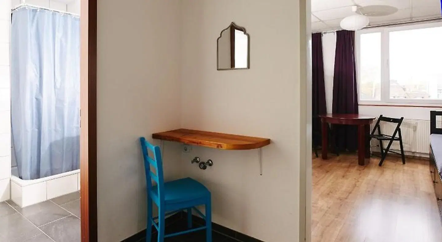 Sleep Station Hostel Badezimmer