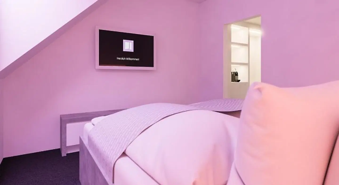 smartel at The Unbrexit ROOM_EXAMPLE