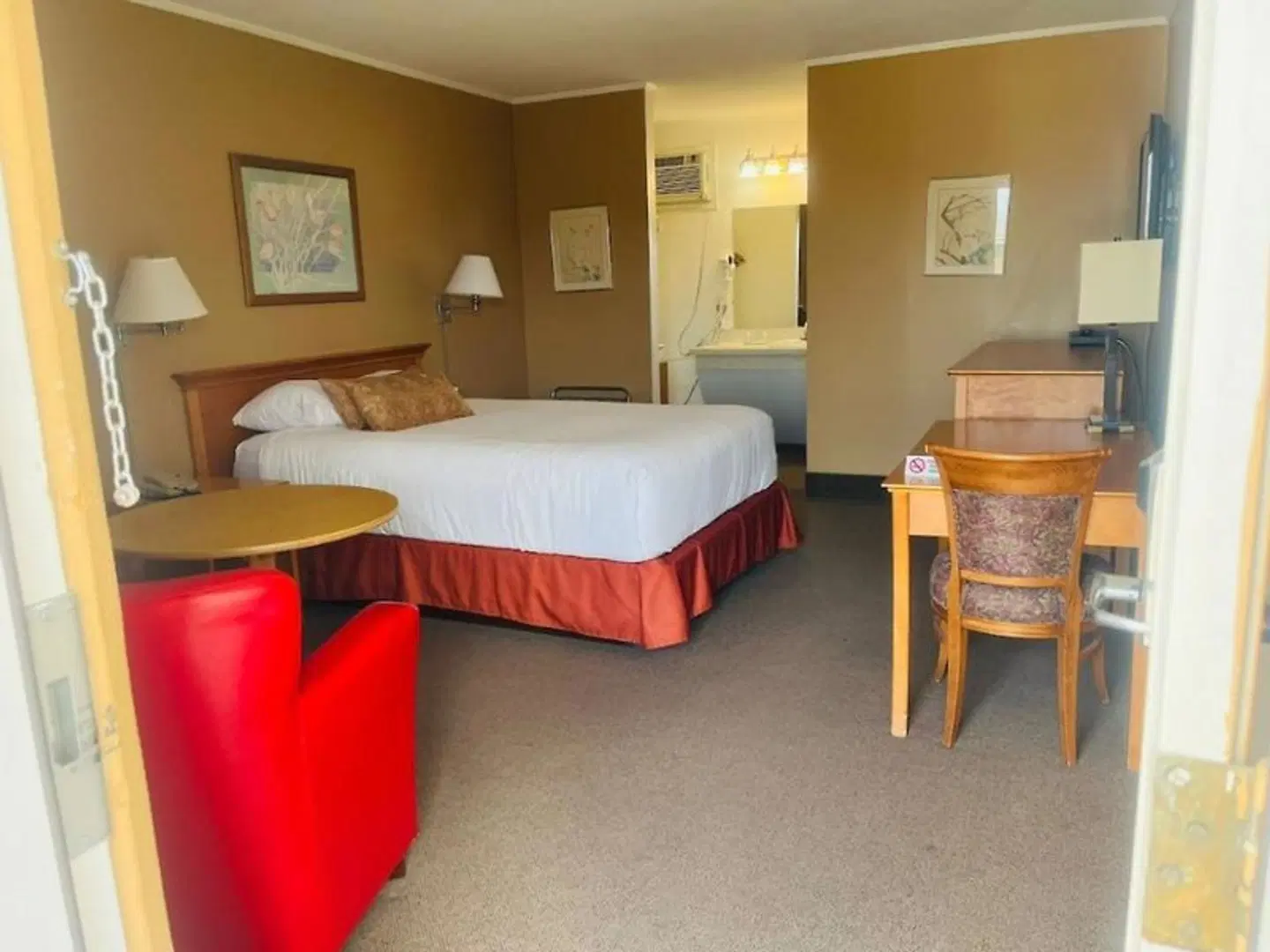 Travelodge by Wyndham Moose Jaw ROOM_EXAMPLE