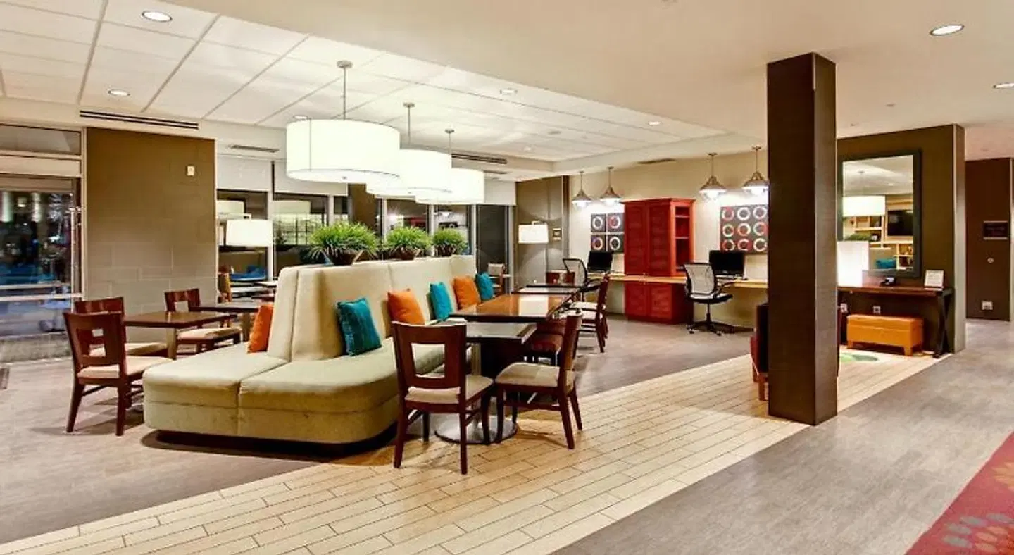 Home2 Suites by Hilton West Edmonton, Alberta, Canada LOUNGE_LOBBY