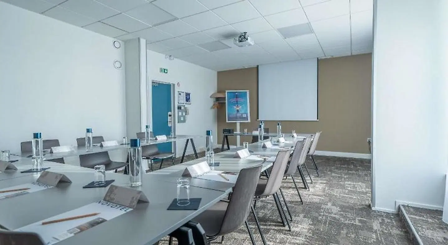 Novotel Poissy Orgeval Hotel Konferenz