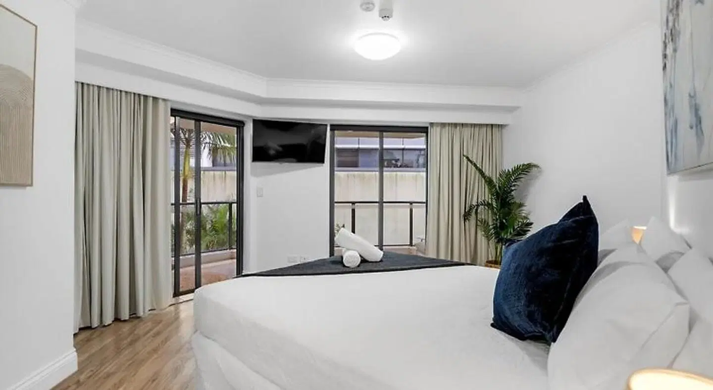 181 The Esplanade ROOM_EXAMPLE