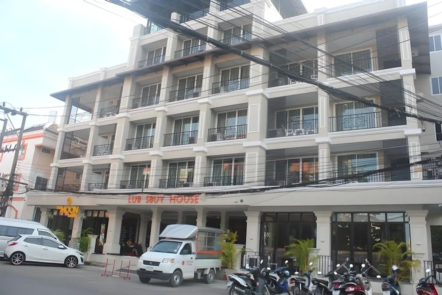 Lub Sbuy House Hotel EXTERIOR