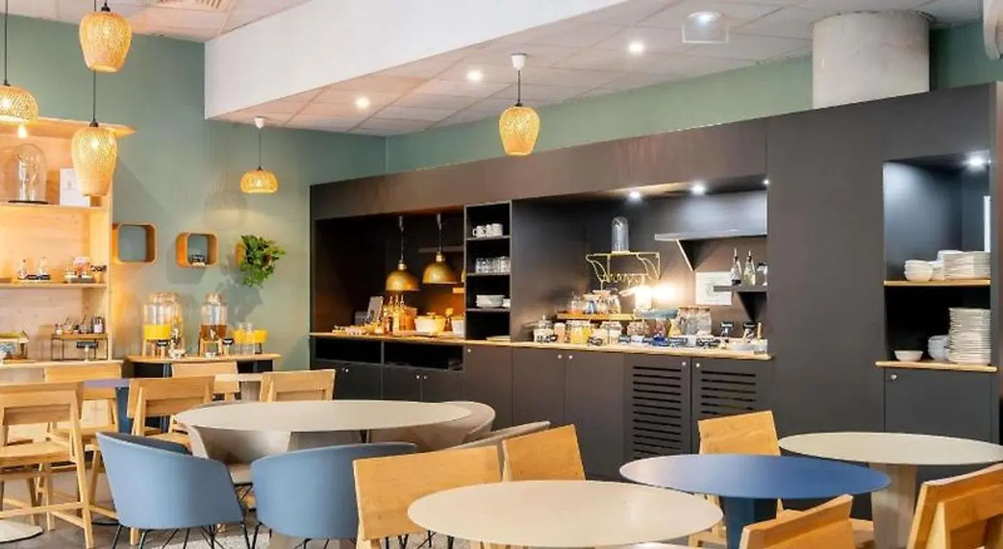 Novotel Suites Cannes Centre Hotel Bar