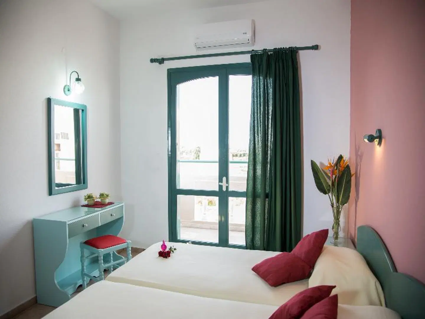 Theoni Apartments ROOM_EXAMPLE