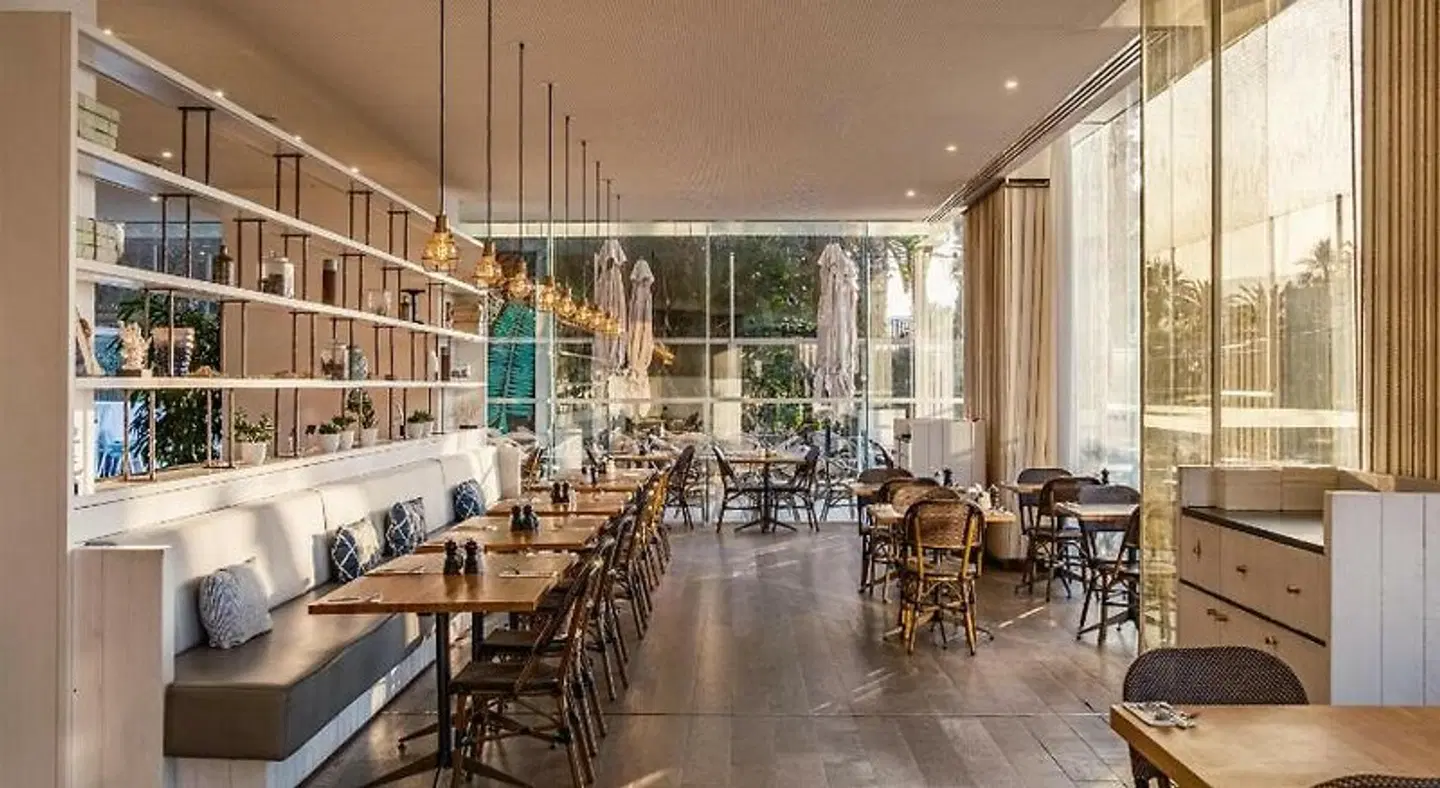 Radisson Blu Hotel, Nice Bar
