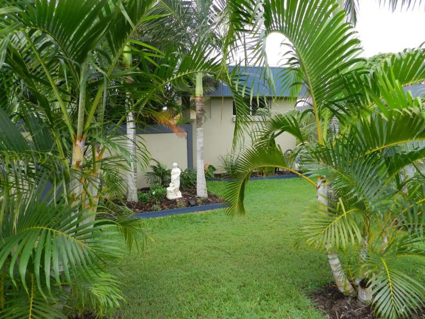 Golden Palms Motor Inn Garten