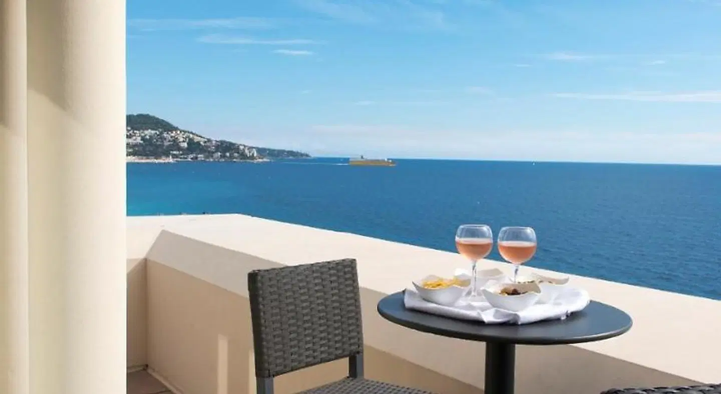 West End Terrasse