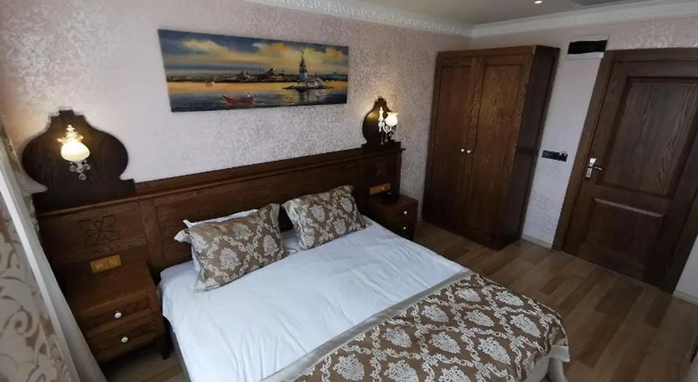 Perapolis Hotel ROOM_EXAMPLE