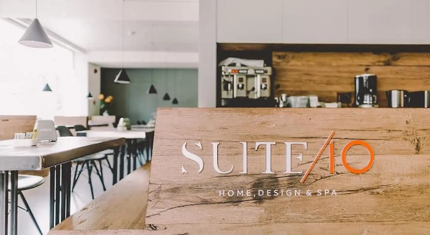 Suite 10 Home Design & Spa ROOM_EXAMPLE