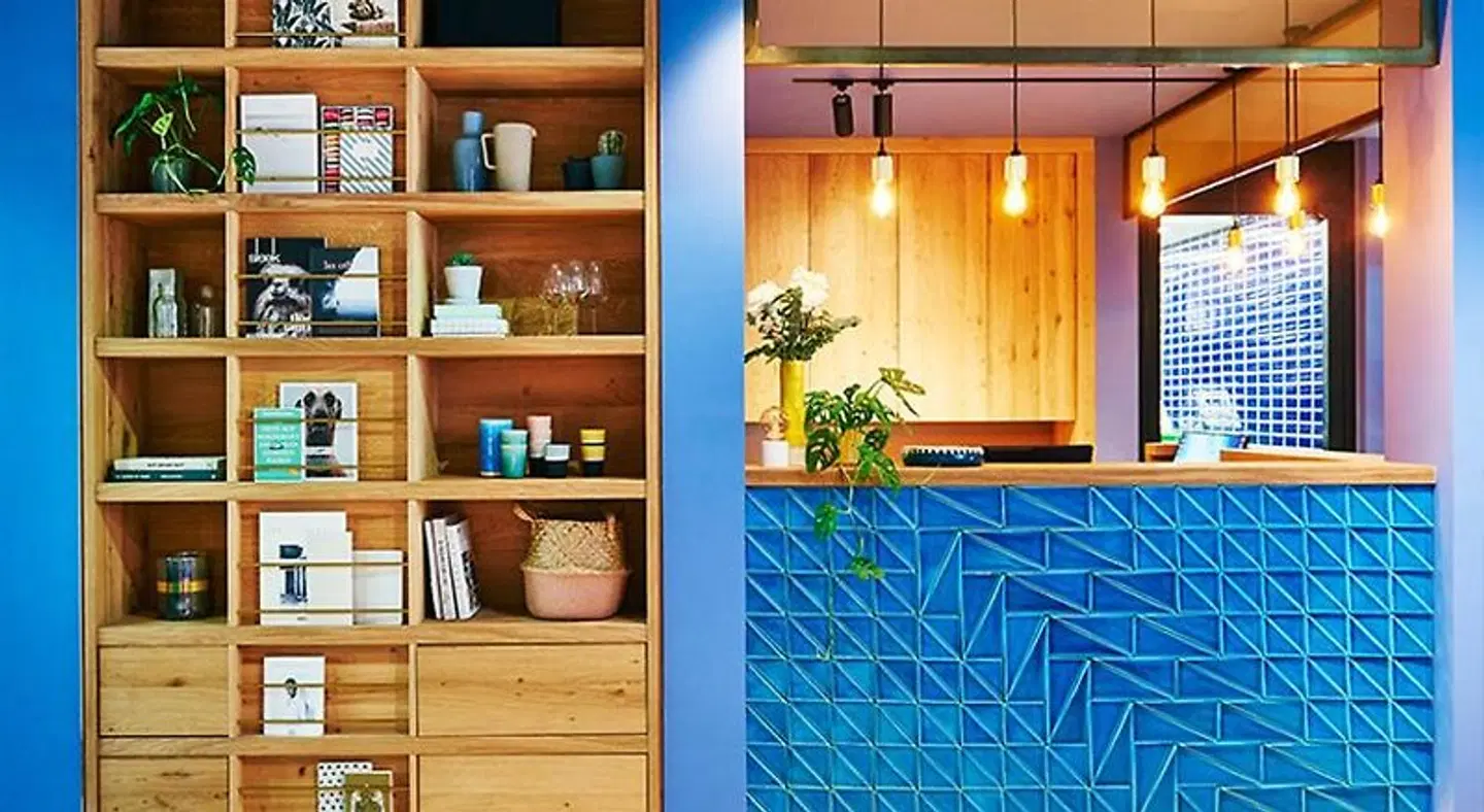 New Wave LOUNGE_LOBBY