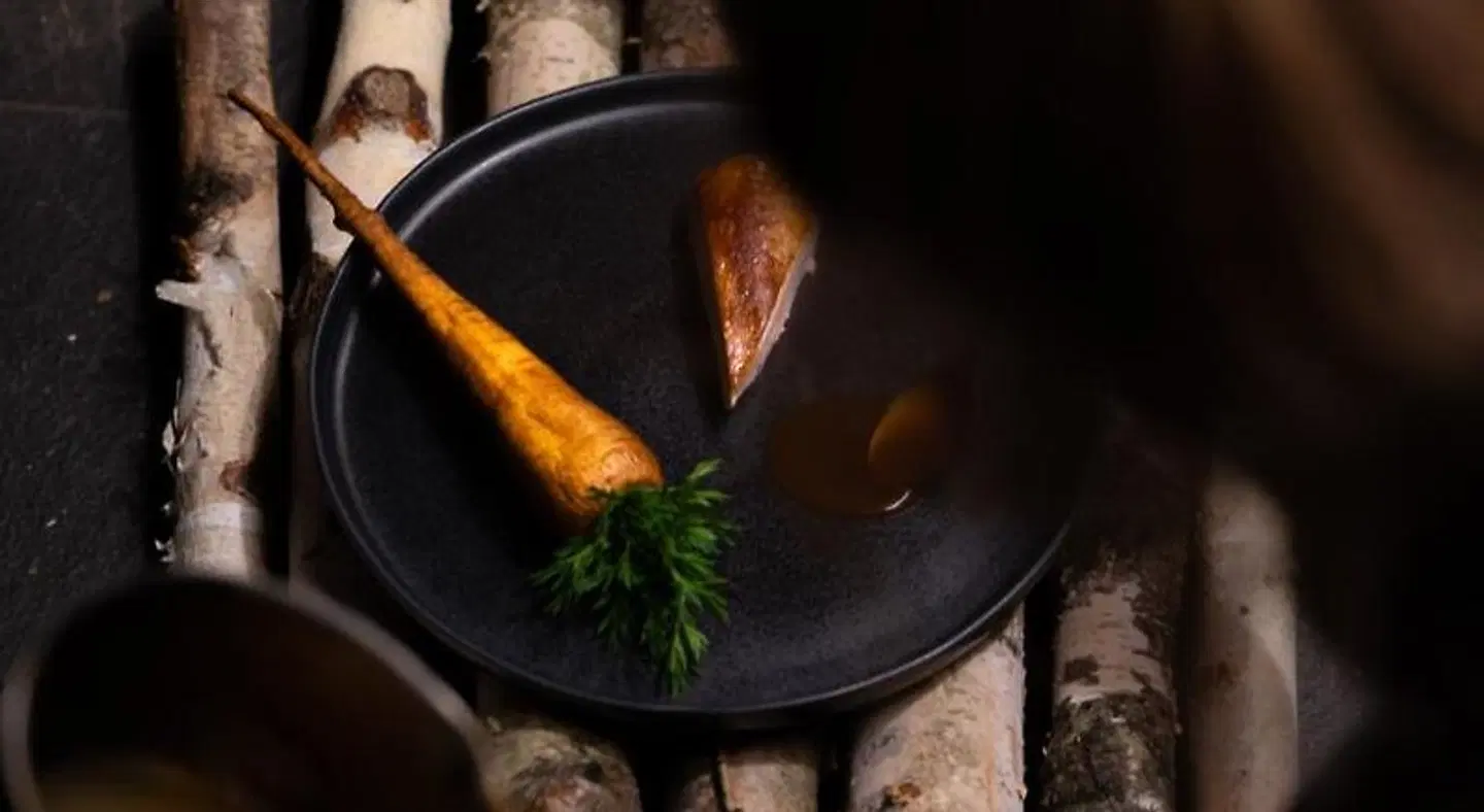 VILLA HUNDERT Boutique Mountainscape PEOPLE