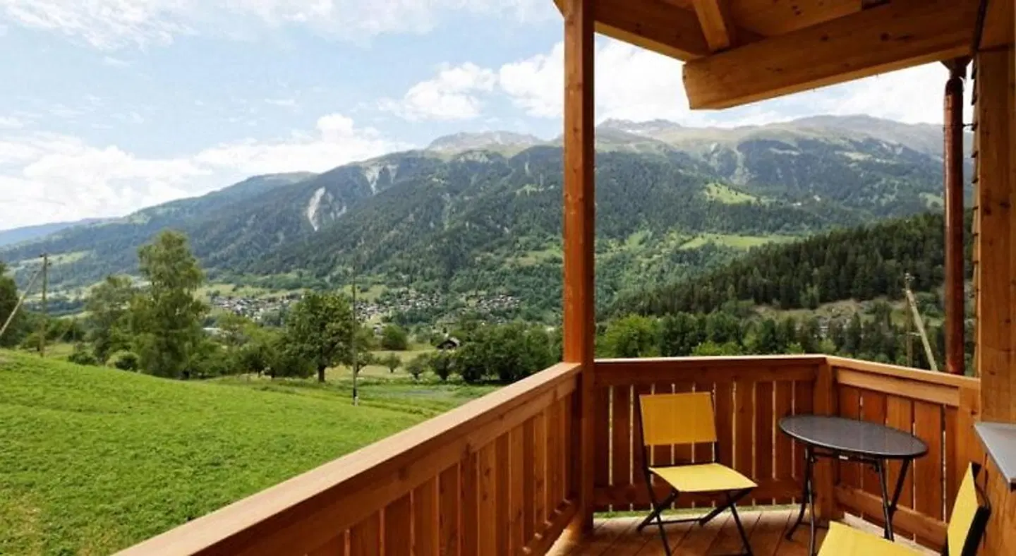 BerglandHof Hotel Ernen Terrasse