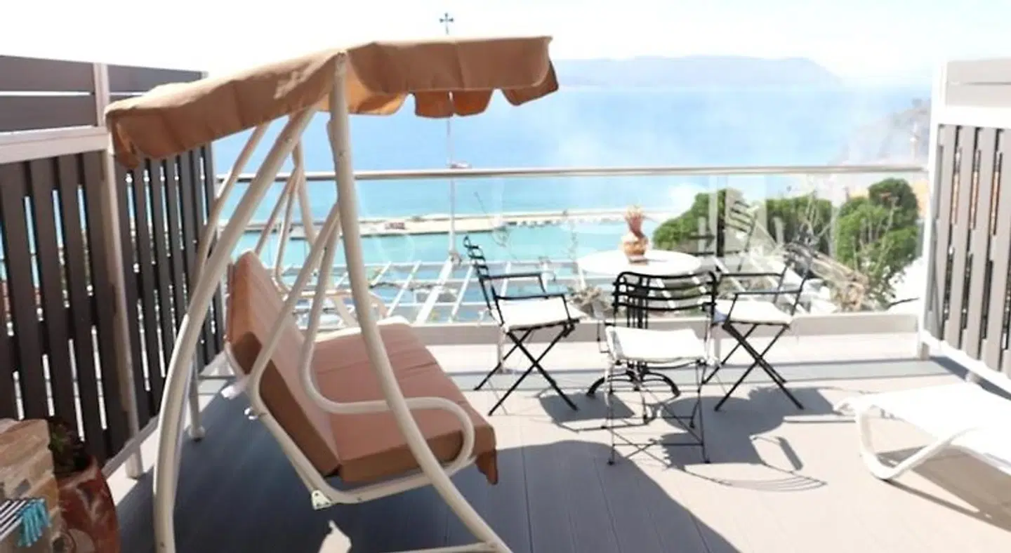 Aegean Wave Hotel Terrasse