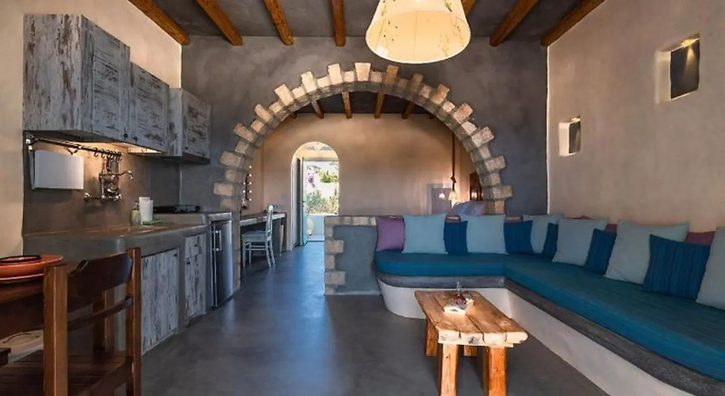 Pangaia Seaside Hotel Restaurant