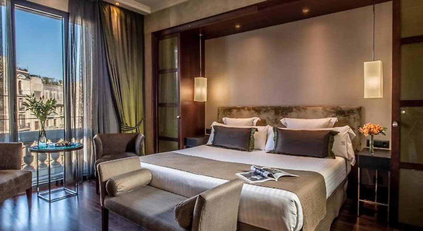 Barcelona Center ROOM_EXAMPLE