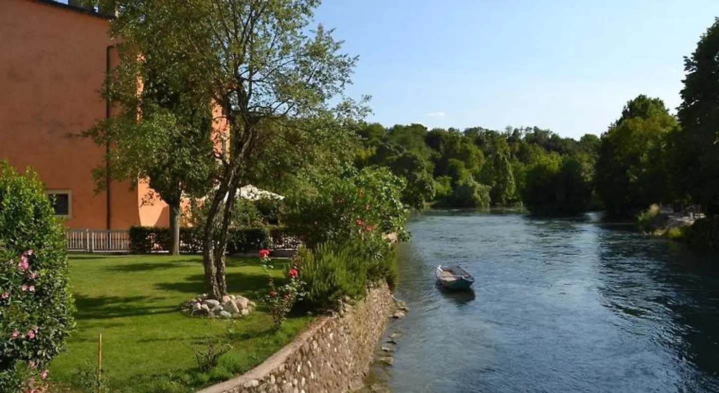 Le Finestre Su Borghetto Garten