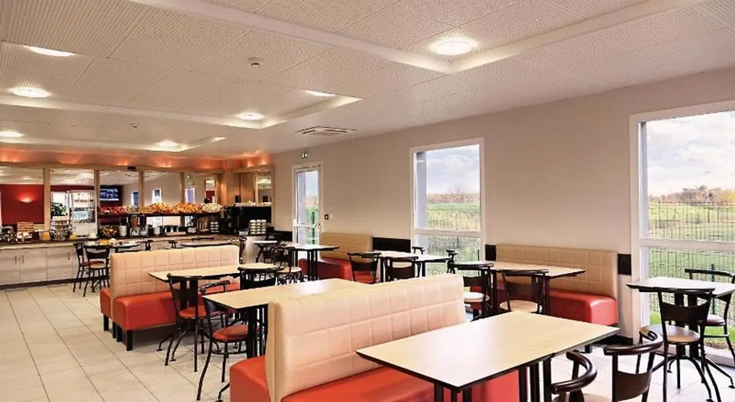 ACE Hôtel Poitiers Bar