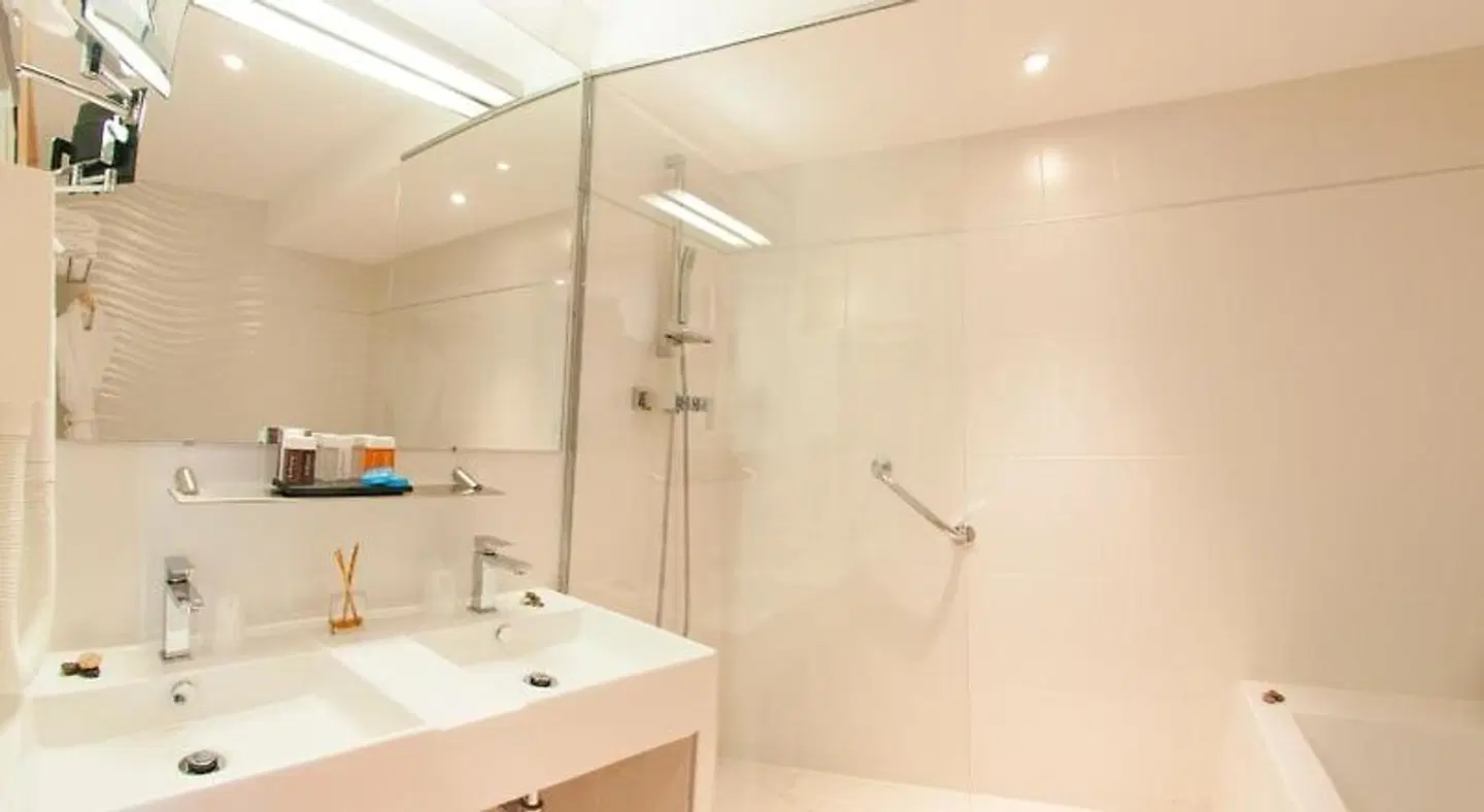 Montaigne & Spa Badezimmer