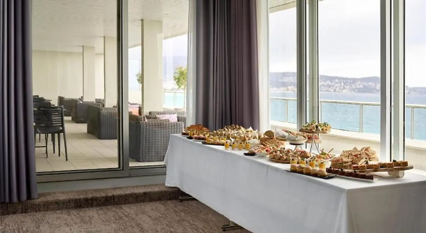 Radisson Blu Hotel, Nice Badezimmer