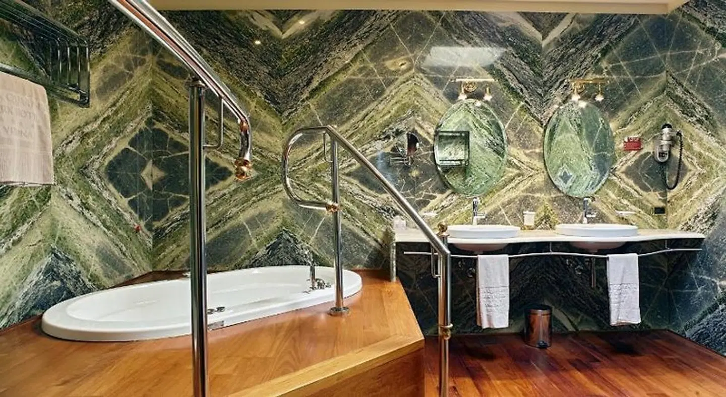 Villa Quaranta Park Wellness Hotel & SPA Badezimmer