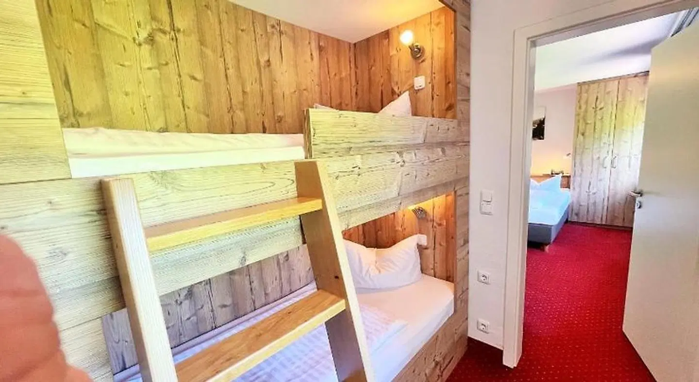 Berghotel Tirol ROOM_EXAMPLE