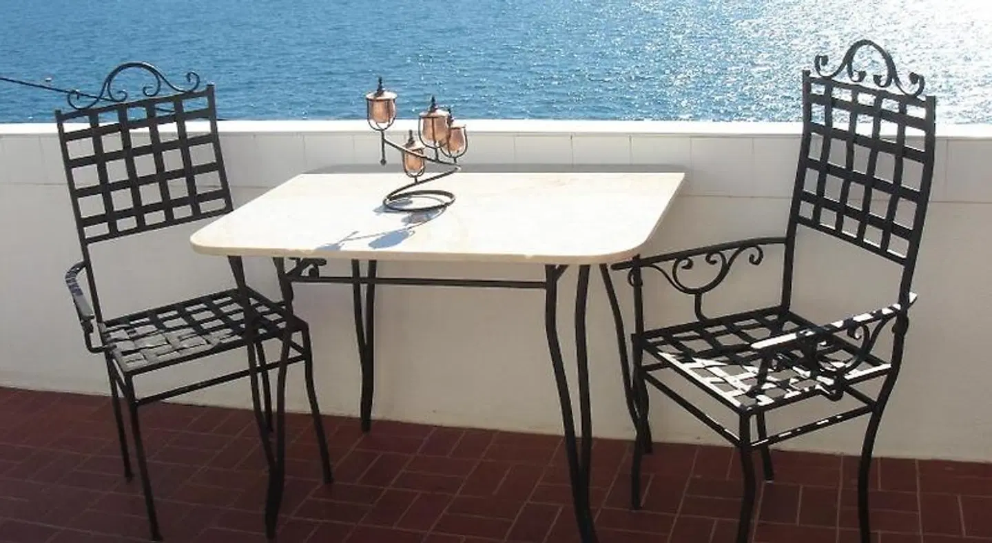 Castelo Guest House Terrasse