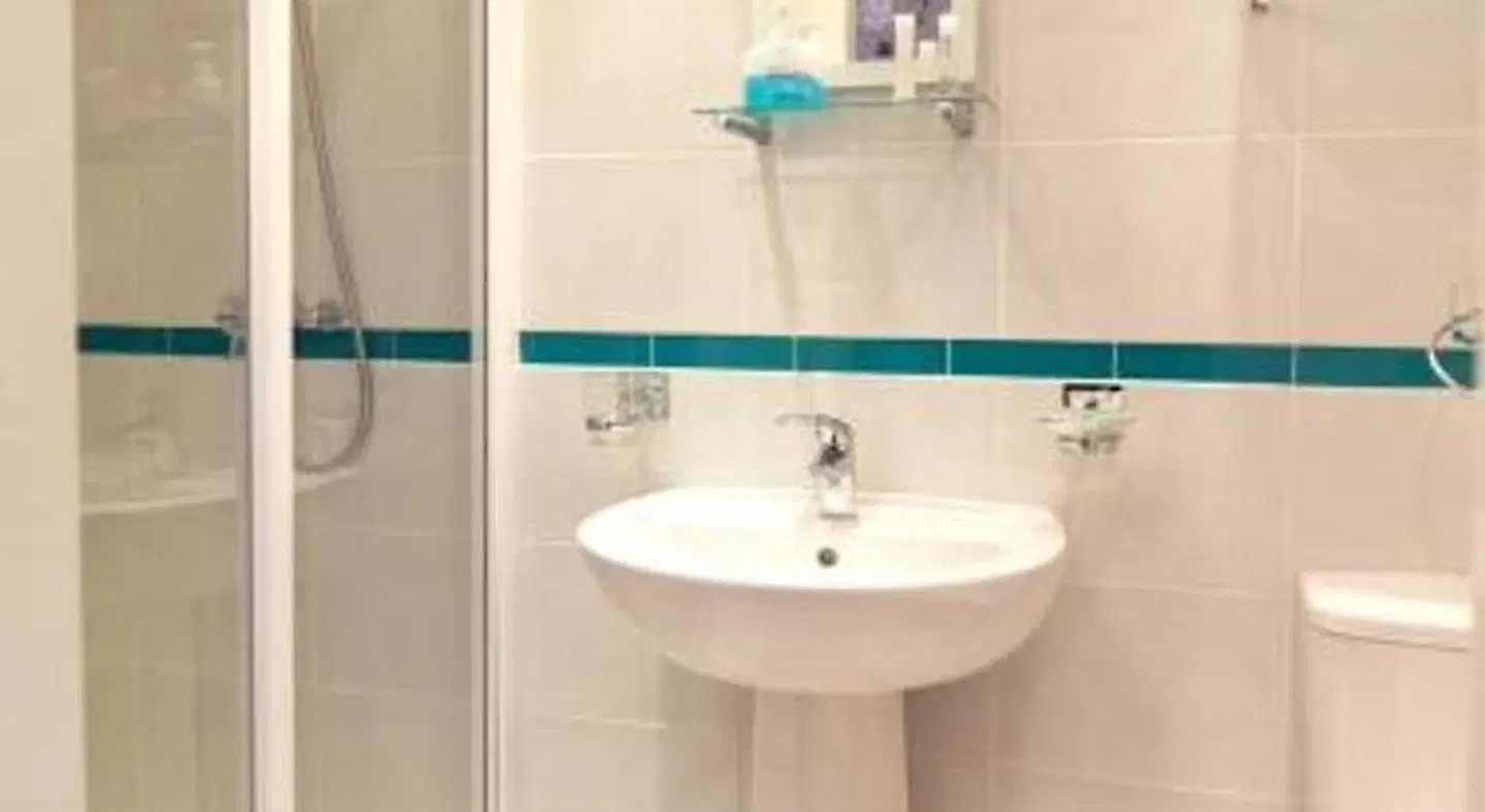 Balmore Guest House Badezimmer