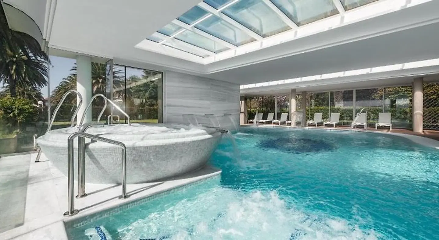 Gran Hotel La Toja Hallenbad