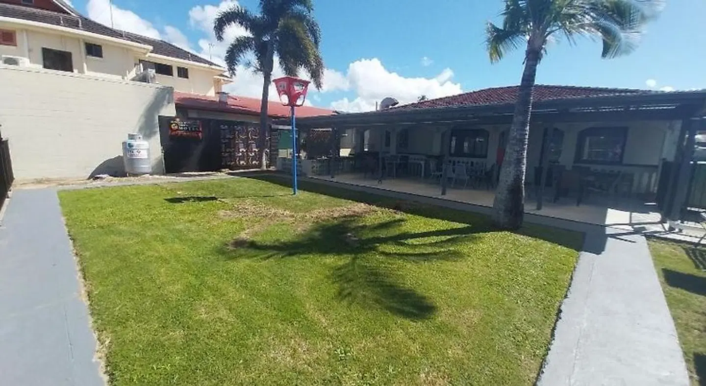 Tropic Coast Motel EXTERIOR