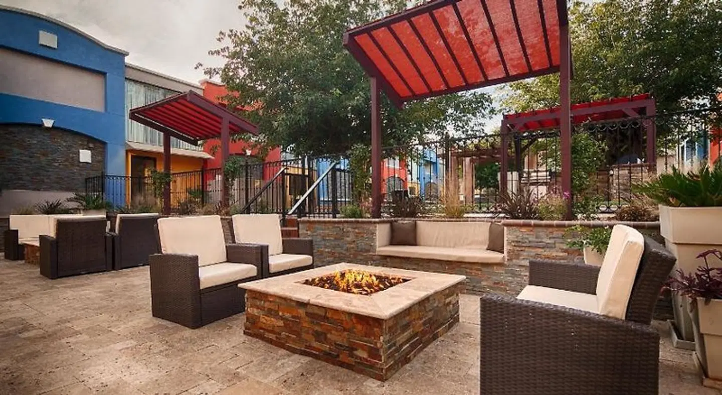 Best Western Plus El Paso Airport Hotel & Conference Center Terrasse