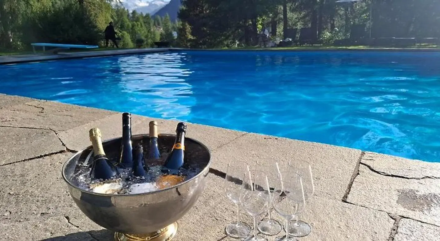 Hotel Saratz OUTDOOR_POOL