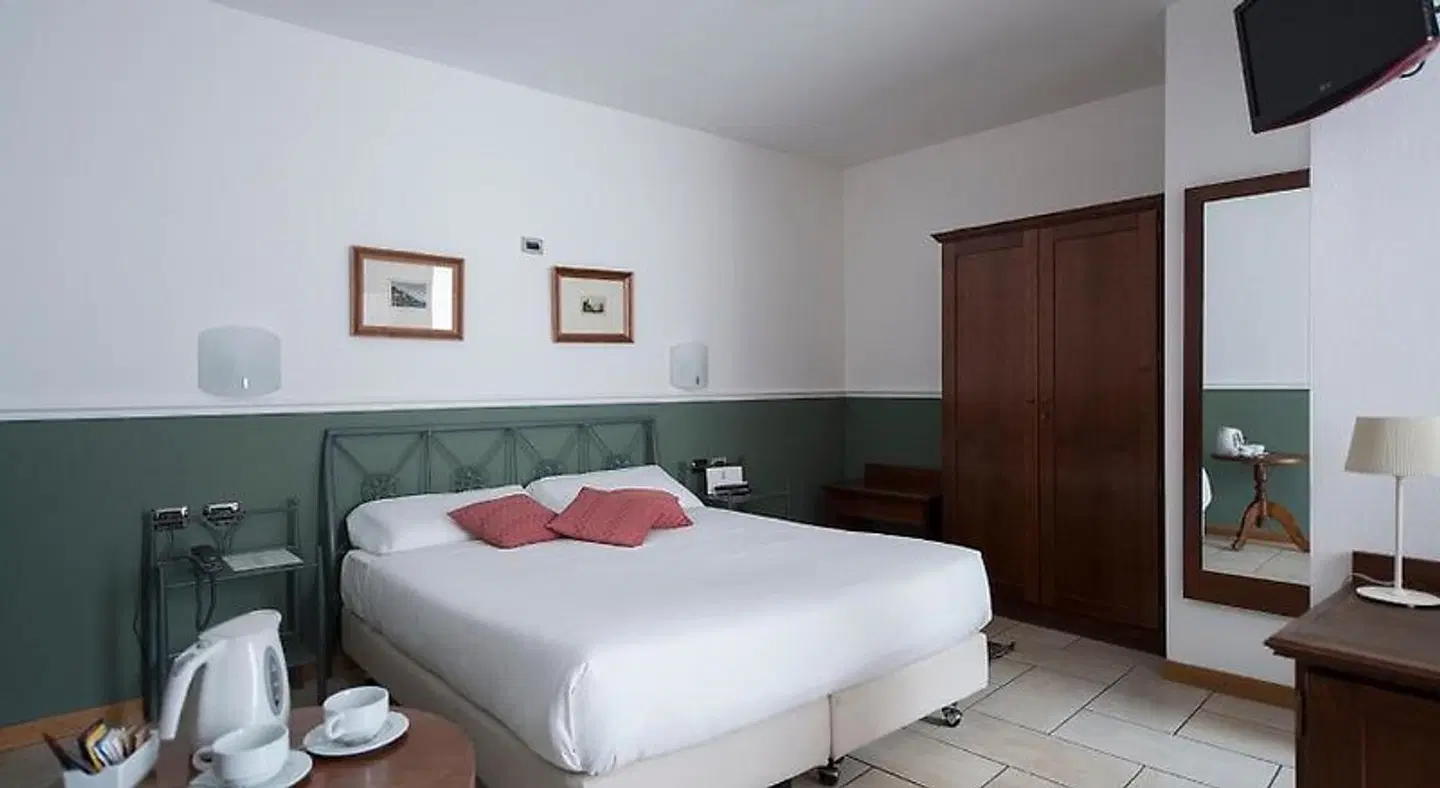 Villa Colico ROOM_EXAMPLE