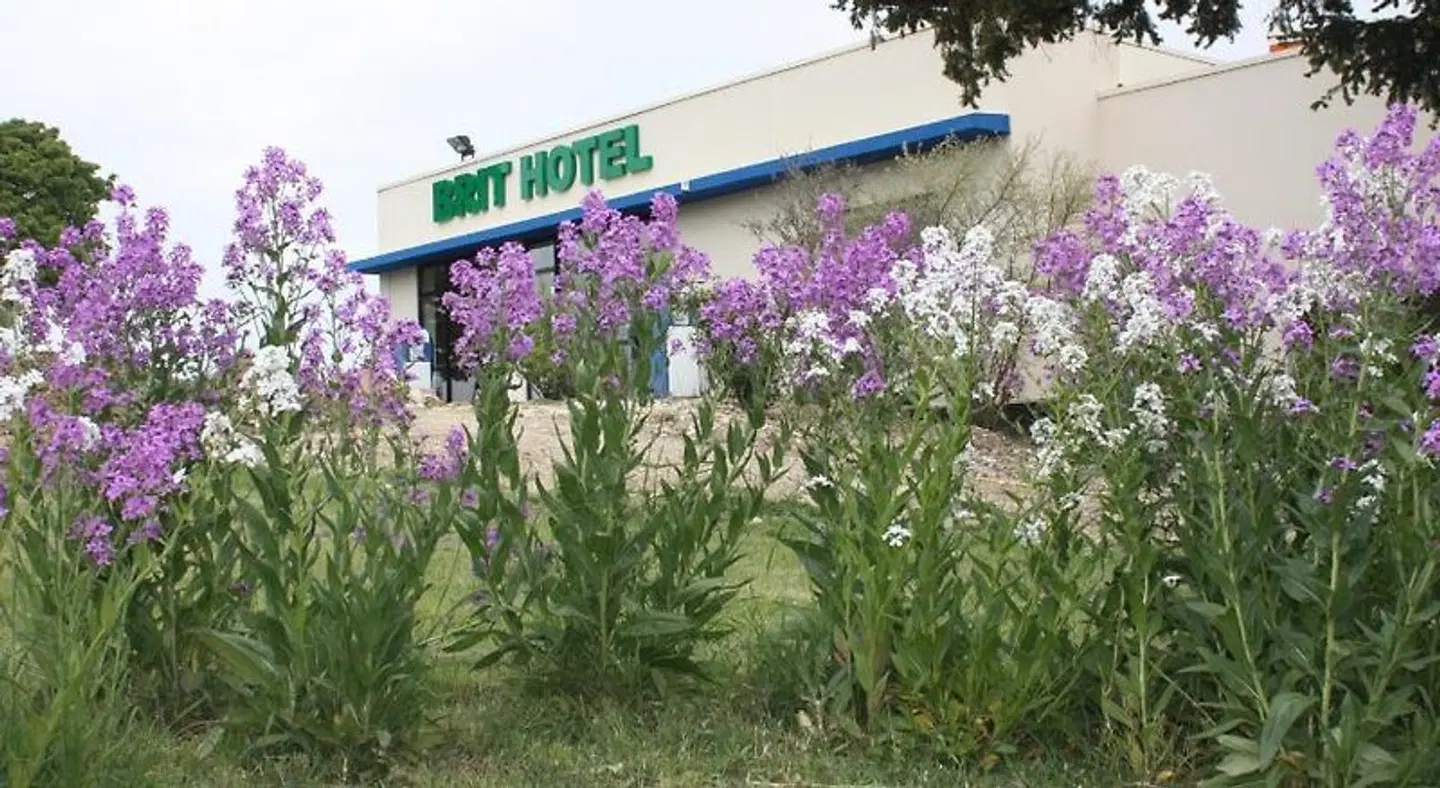 Brit Hotel Montargis LANDSCAPE