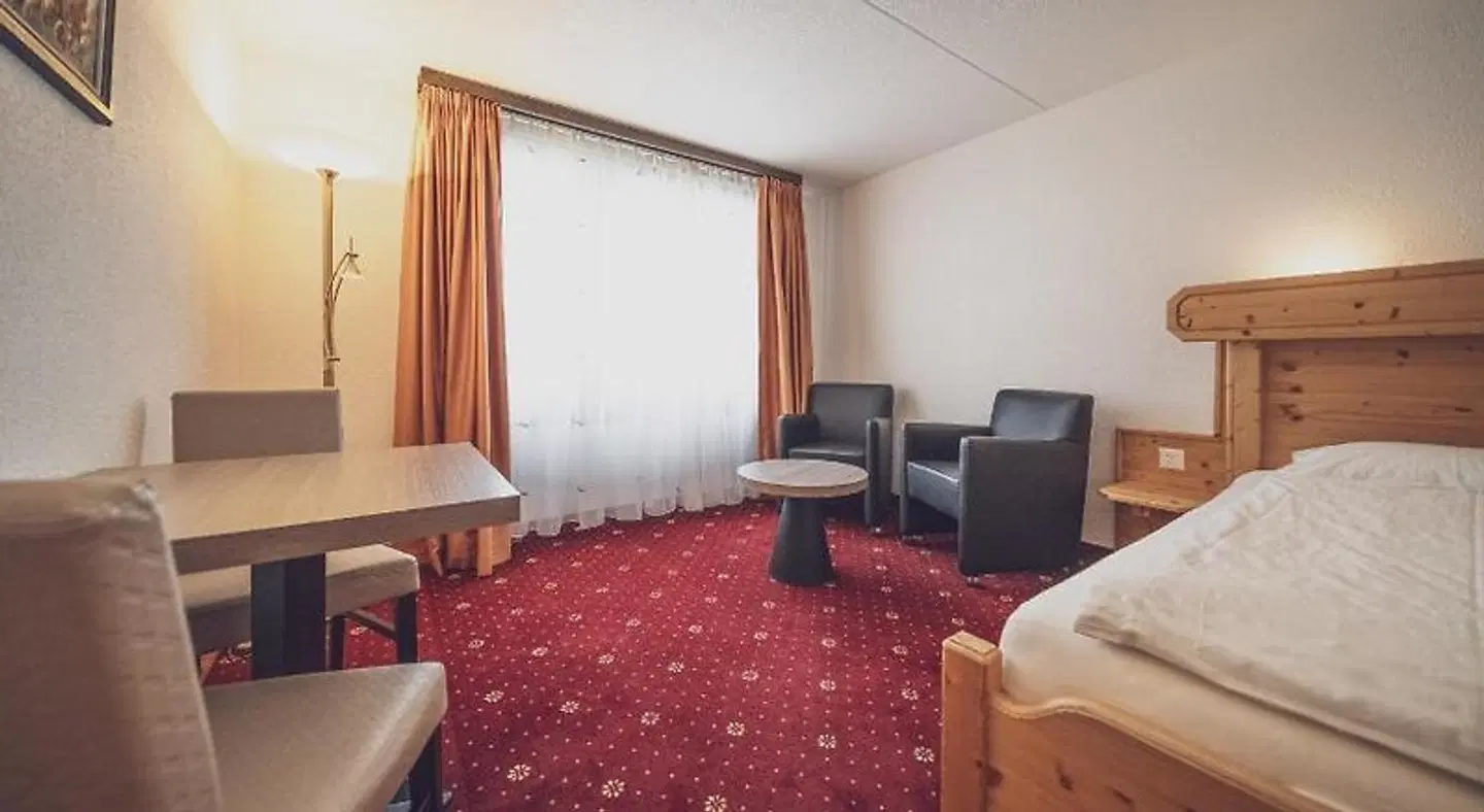 Club Hotel ROOM_EXAMPLE