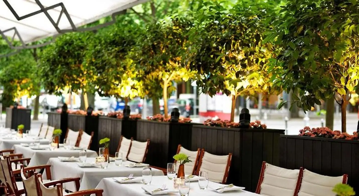 Grand Hyatt Berlin Restaurant