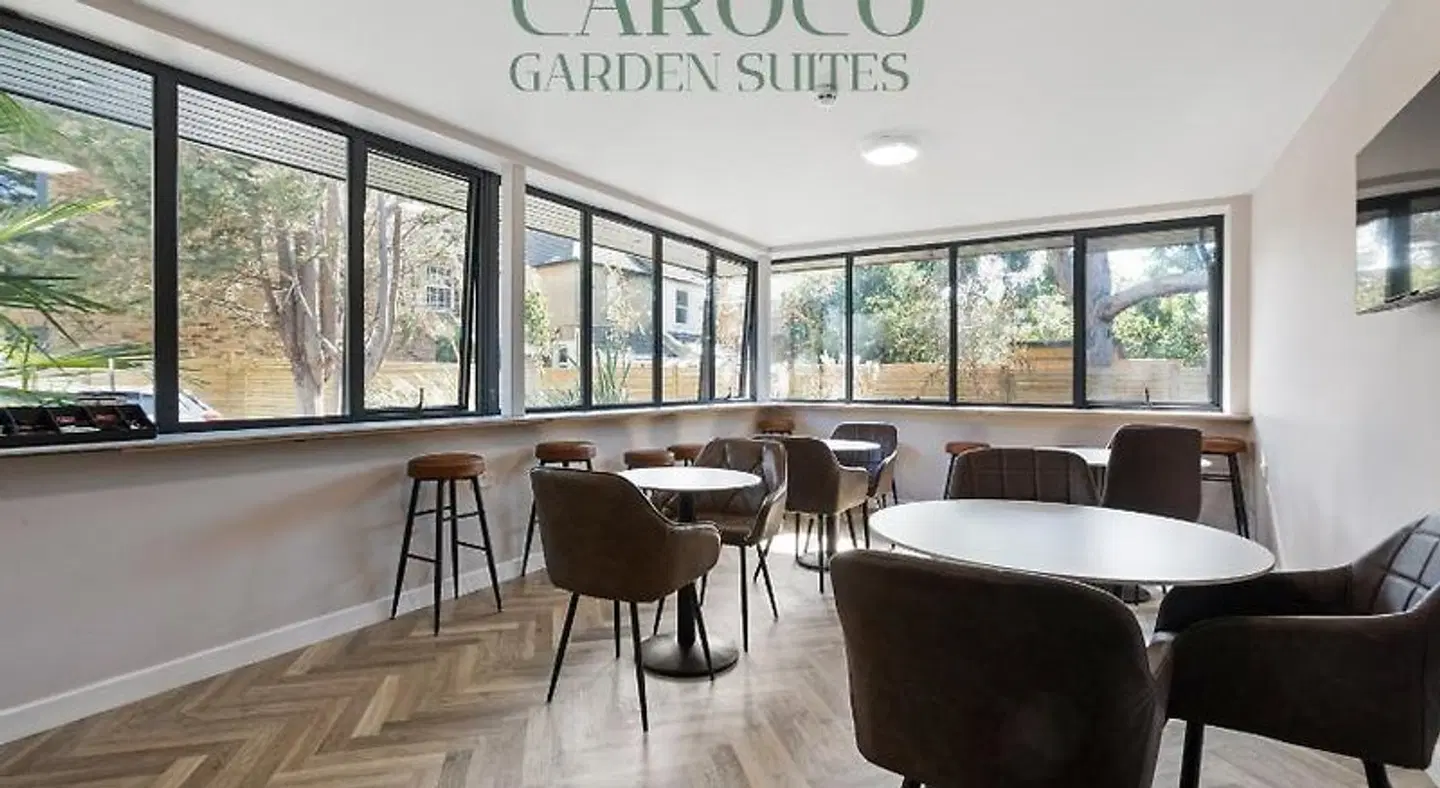 Westciti Caroco Aparthotel Bar