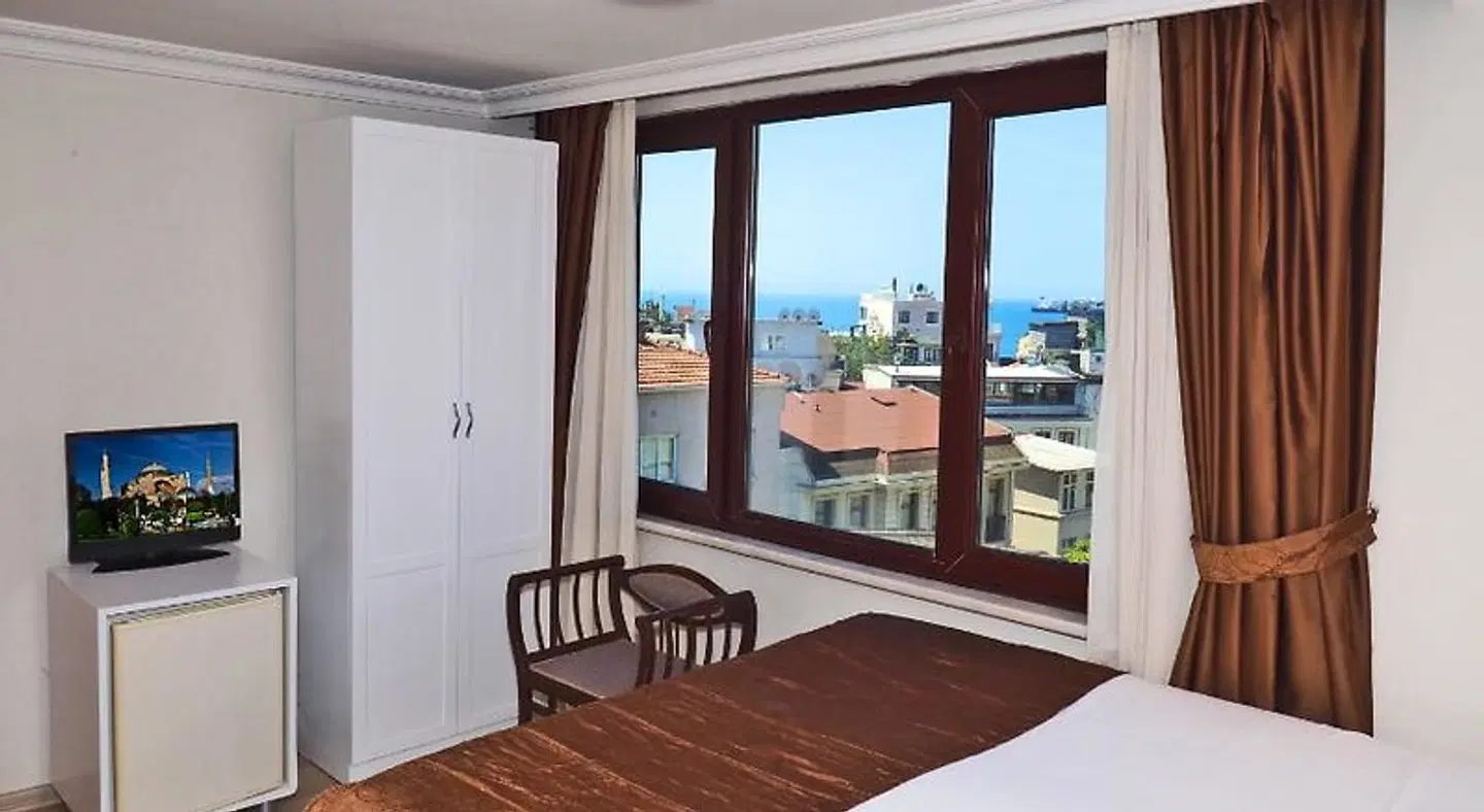 The Sunrise Hotel ROOM_EXAMPLE