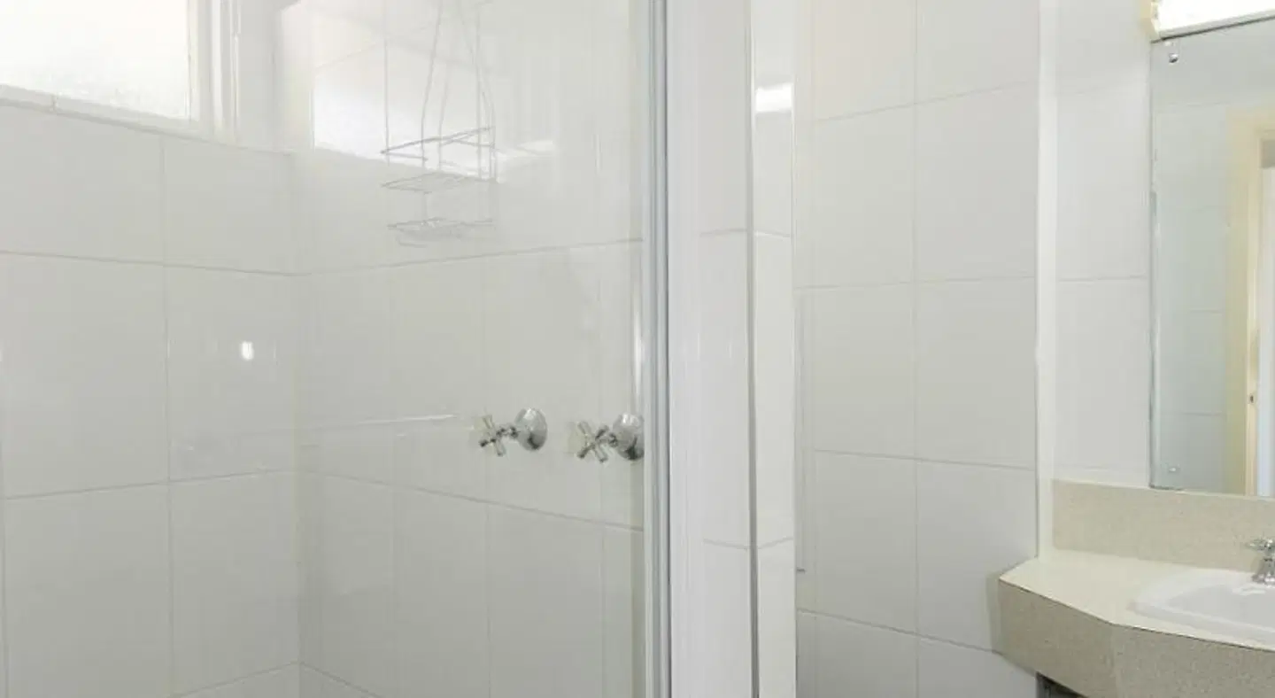 Mid City Motor Inn Badezimmer