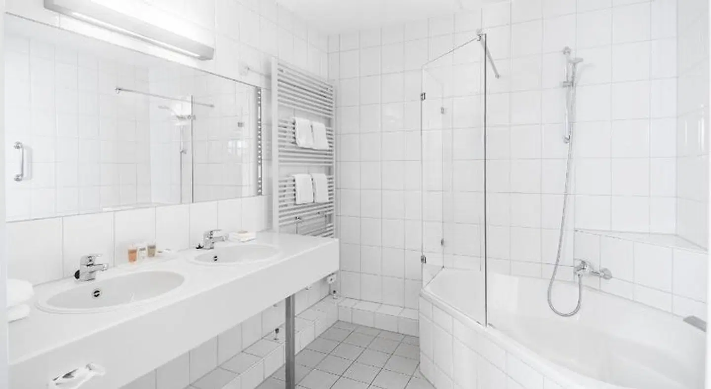 Hampshire Hotel - Avenarius Badezimmer