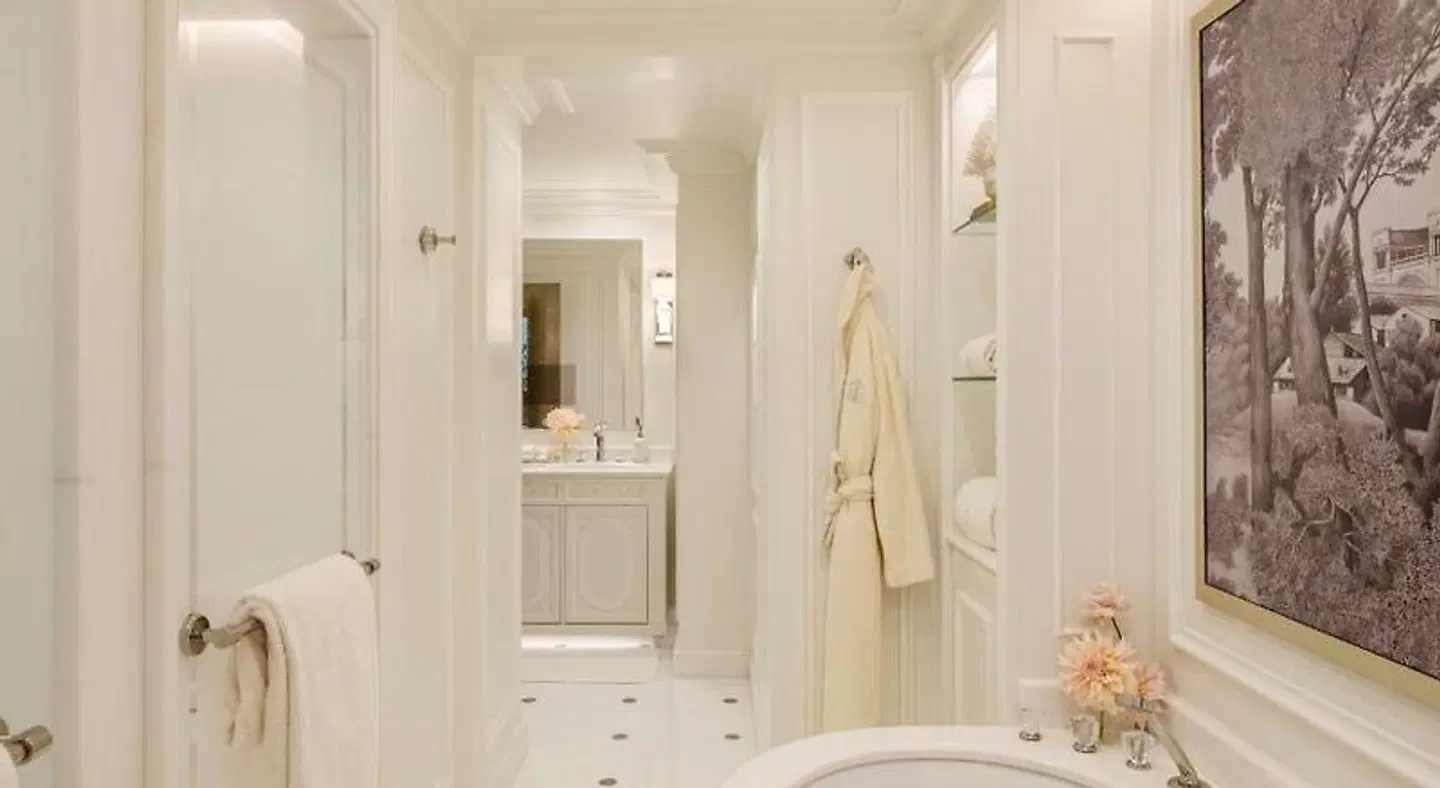 Four Seasons Hotel George V Paris Badezimmer