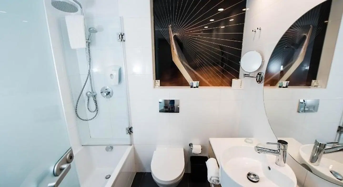 Eyal Hotel by Smart Hotels Badezimmer